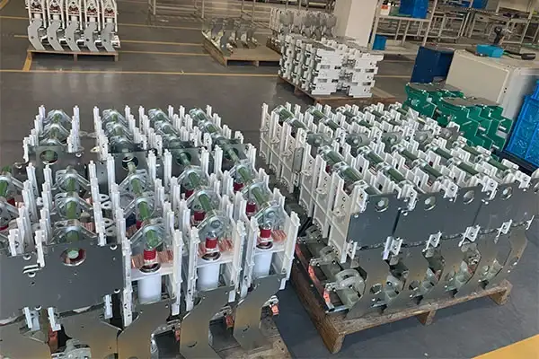 Medium-Voltage Switchgear: A Critical Hub in Power Distribution Networks