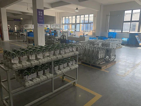11kv Medium Voltage Vcb Circuit Breaker With Isolating Mechanism