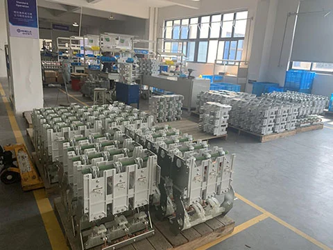 11kv Medium Voltage Vcb Circuit Breaker With Isolating Mechanism
