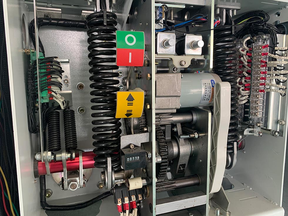33KV Vacuum Circuit Breaker with Isolating Switch
